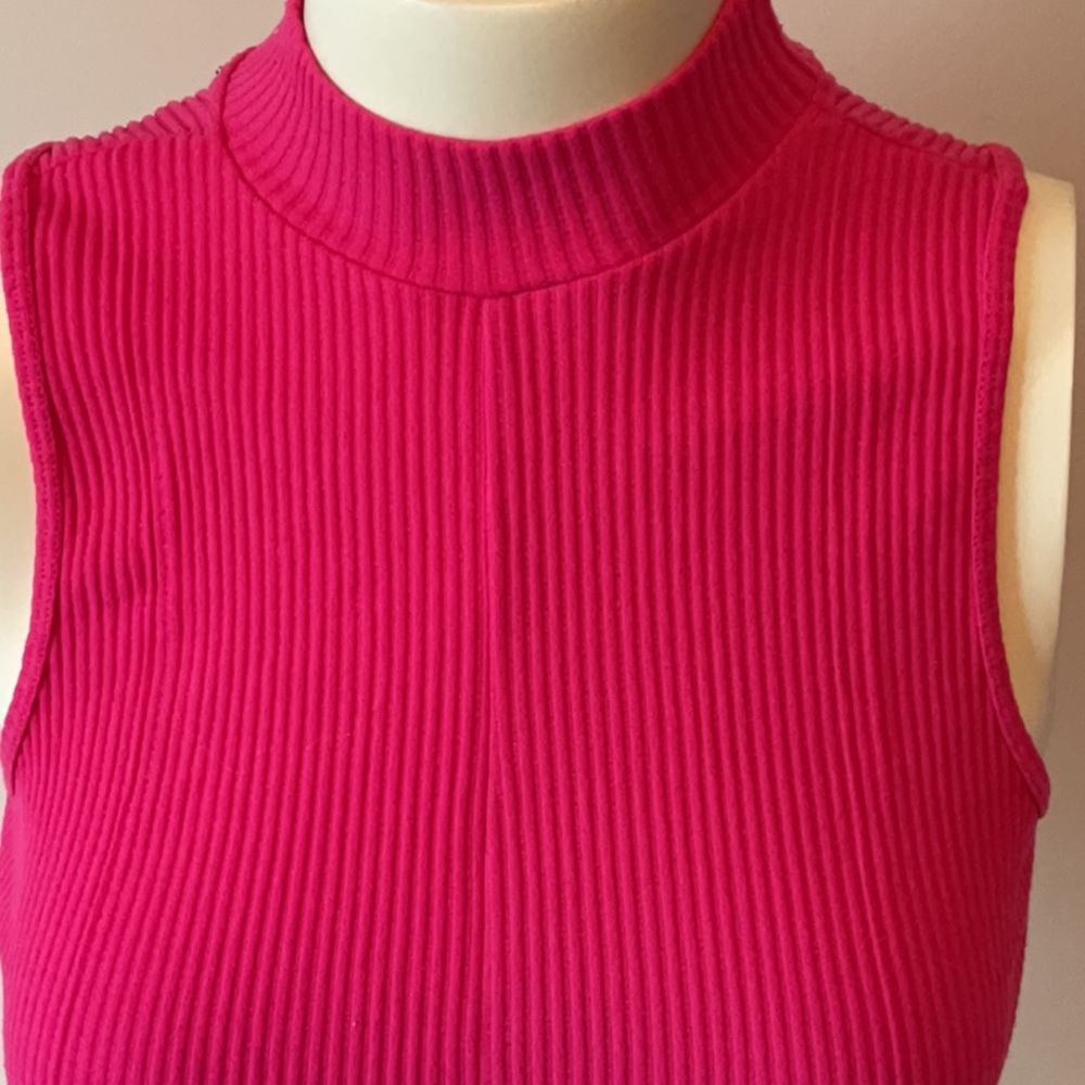 One Step Up Pink Ribbed Top - Picture 2 of 6